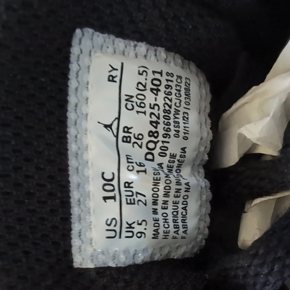 Jordan AJ 1 Mid Toddler Size 10c - Picture 8 of 12